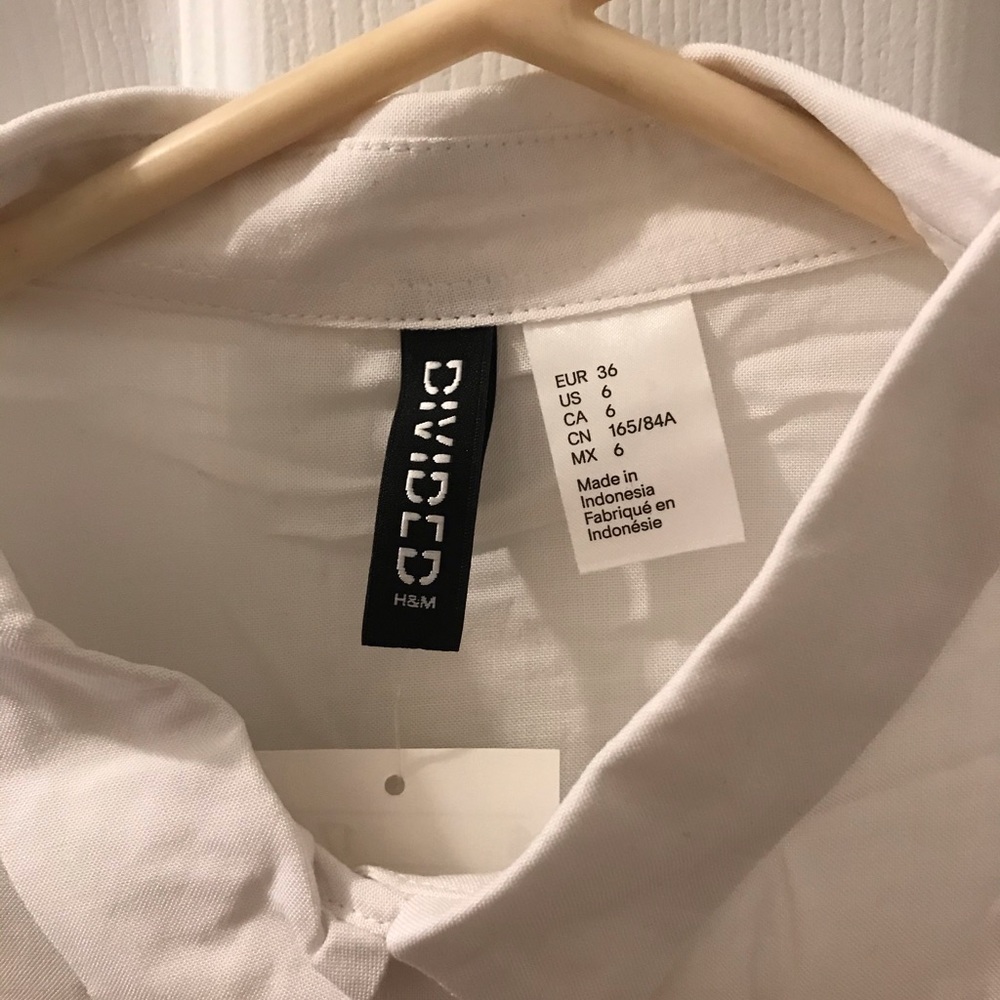 Hm button down - Picture 2 of 3